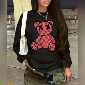 #12 Women 🐻 sweater